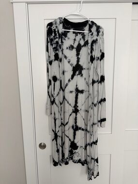 Mossimo Supply Co. Black and White Tie-Dye Long Cardigan